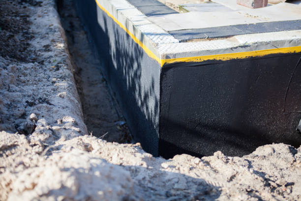 Professional Vapor Barrier Installation technician working in Lakeside, VA